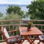 Sea Side 4* Apartman *