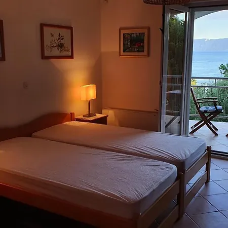 Sea Side 4*