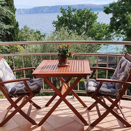 Sea Side 4* Apartment *