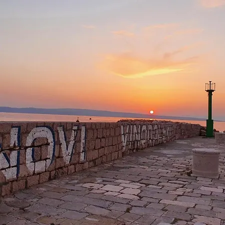 Sea Side 4* Apartman Novi Vinodolski